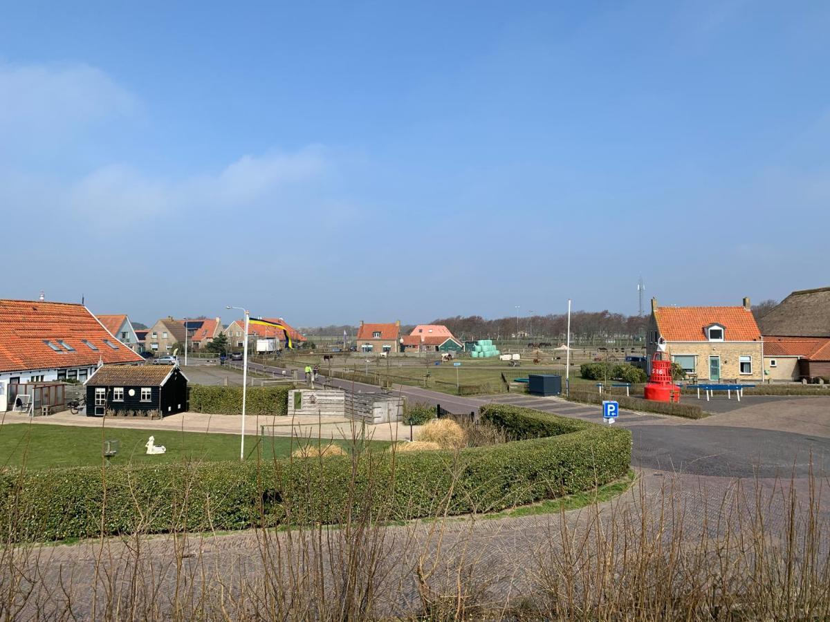 Willa Onder De Pannen Hollum  Zewnętrze zdjęcie